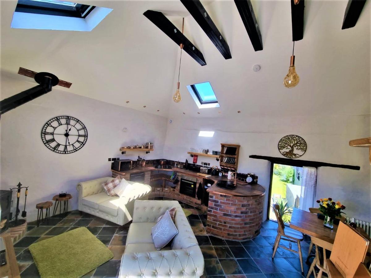 Byre Cottages & Log Cabin Cardigan Buitenkant foto